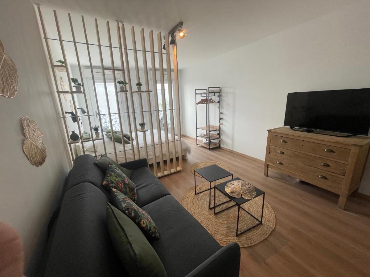 Alp Chartres - Grand Studio Avec Terrasse Et Parking ภายนอก รูปภาพ